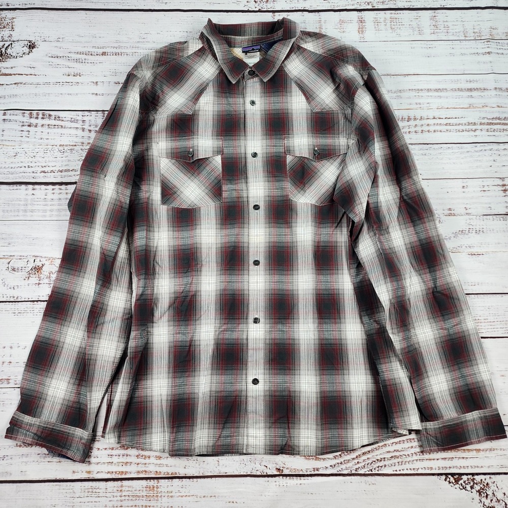 Patagonia Good Shirt Western Long Sleeve Button Down Plaid Mens XL Red 52251